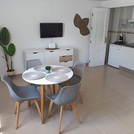 Apartamento Flores De Santiago Jerez de la Frontera Eksteriør billede